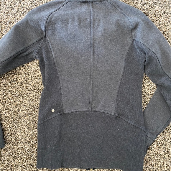 Lululemon sweatshirt - Picture 2 of 3